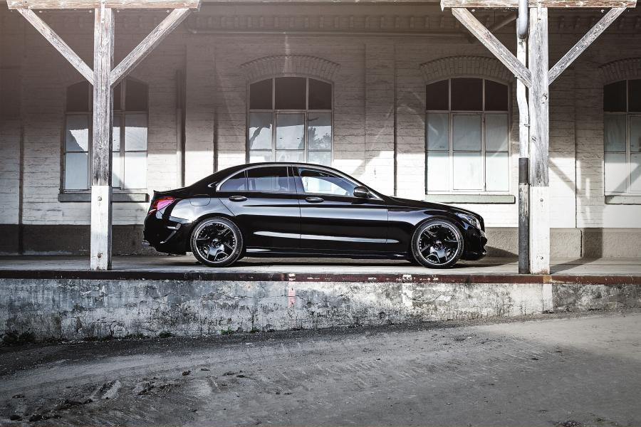  Mercedes-Benz C400 4Matic by Lorinser 2015 года  (фото 15 из 16)